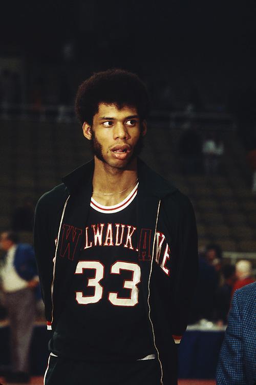 一名退出 一名退出